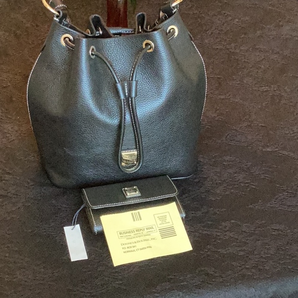 NWT Dooney & Bourke ‘Lucca’ Leather Drawstring Hobo W/Wallet